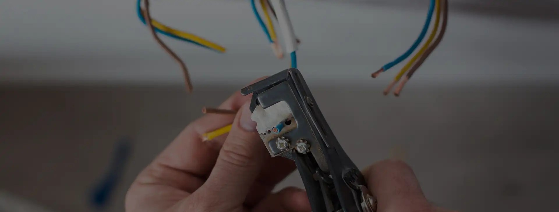 Rénovation électrique complète à Bords (17430)